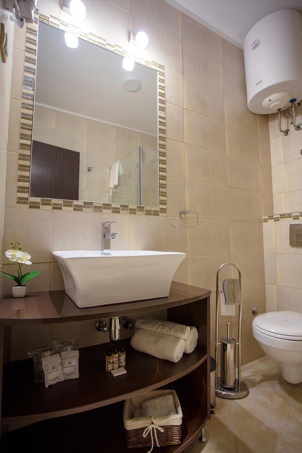 Garni Hotel President De Luxe Kragujevac Eksteriør bilde