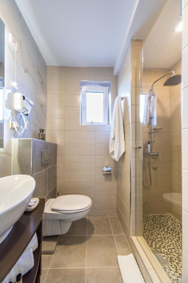 Garni Hotel President De Luxe Kragujevac Eksteriør bilde