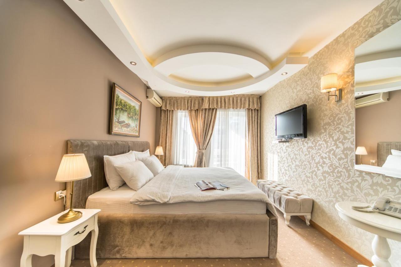 Garni Hotel President De Luxe Kragujevac Eksteriør bilde